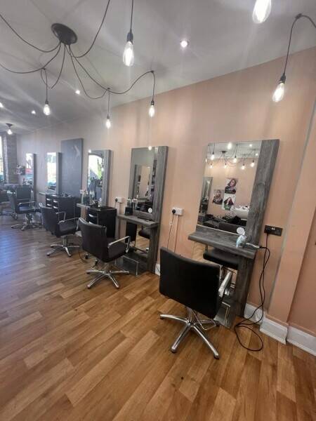 Established Salon For Sale - Staff Managed Photo 1