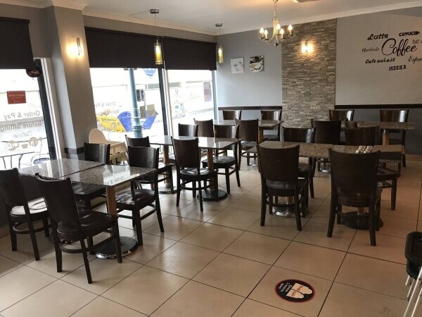 Well established Cafe-Restaurant for sale. Photo 1