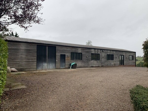Stunning Barn in the Shropshire Hills, ideal for many types of business. Photo 1