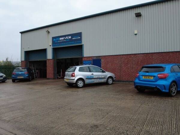 Motor Service Centre For Sale Northwich Cheshire Photo 1