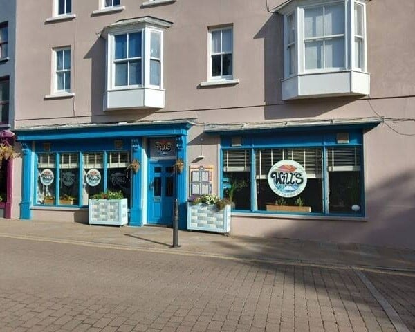 TENBY - RECENTLY REFURBISHED RESTAURANT IN PRIME HIGH STREET LOCATION Photo 1