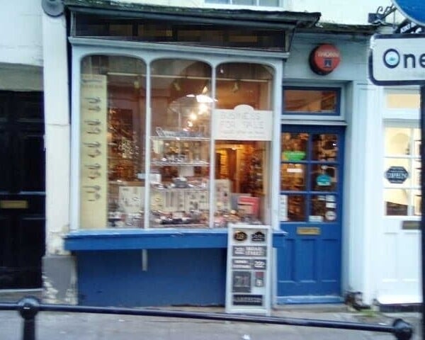 Architectural Ironmongers iedoor Knobs, Ledges Etc for Sale