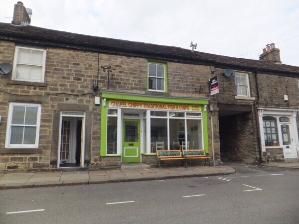 TOWN CENTRE BUSINESS PREMISES WITH TWO BED FLAT - PRETTY LOCATION NEAR BUXTON - NO VAT! Photo 1