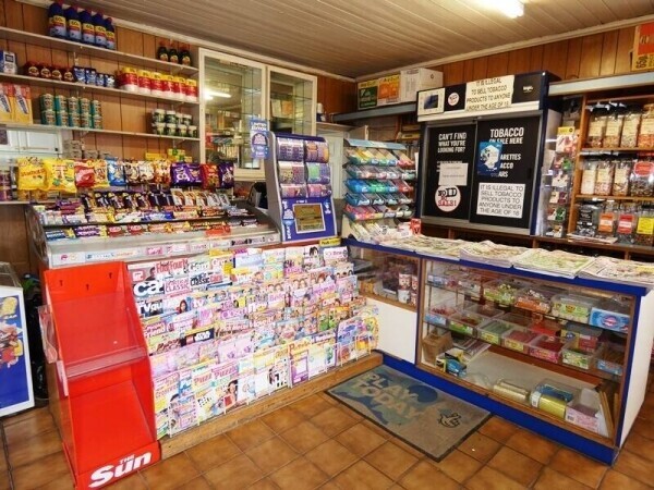 Newsagent With Accommodation Leeds Photo 1