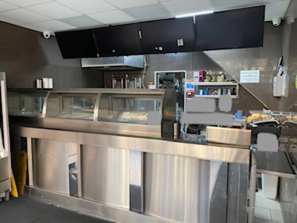 HIGH TURNOVER FISH CHIPS AND PIZZA TAKEAWAY FOR SALE IN NORTHUMBERLAND Photo 1