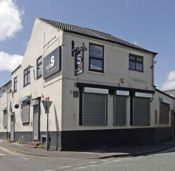 Freehold Public house development opportunity Photo 1