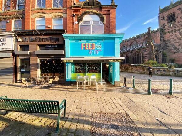 BAR / CAFE : ECCLES : Photo 1