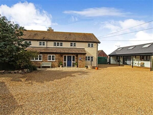 LARGE DETACHED RURAL GUEST HOUSE WITH CHALETS & OUTBUILDINGS FOR SALE - CAMBRIDGESHIRE Photo 1