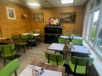 Class 3 Hot Food Cafe and Takeaway with Large Potential Ref 1826