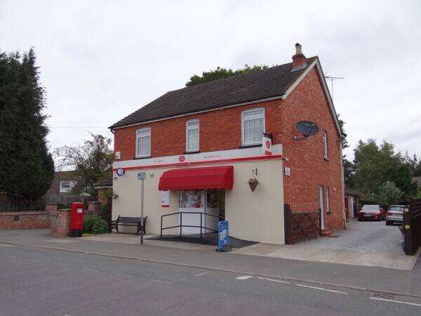 Very Well Present Lease Lock-Up Main Post Office Photo 1