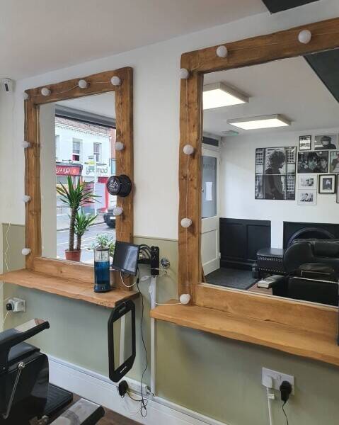 High Street Barbershop for Sale in Ware, Hertfordshire Photo 2