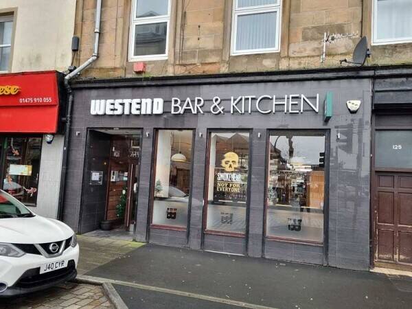 Fully fitted Bar & Restaurant opportunity in heart of Greenock town centre Photo 1