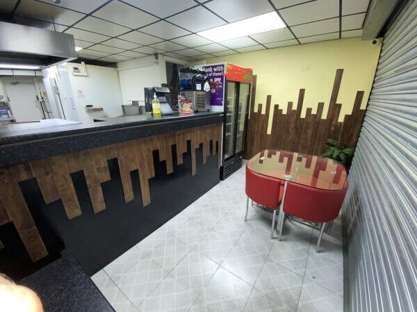 Pizza shop for sale in Heckmondwike Pizza shop for sale in Heckmondwike