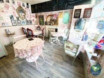 CAFE : DROYLSDEN : Photo 1