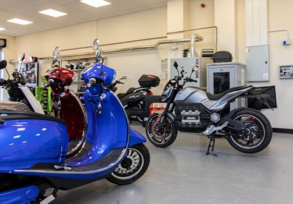 Leading Independent Importers & Distributors of Electric Motorbikes for Sale Photo 1