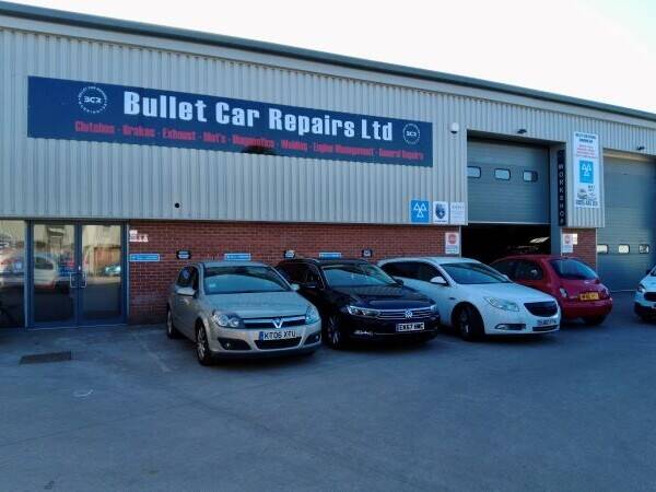 MOT Test Centre With Motor Repairs For Sale Warrington Cheshire Photo 1