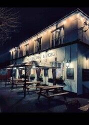 Family pub for sale in Staines Photo 1