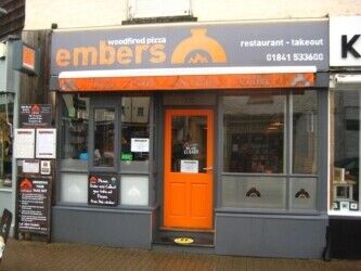 Leasehold Pizza Restaurant Located In Padstow Photo 1
