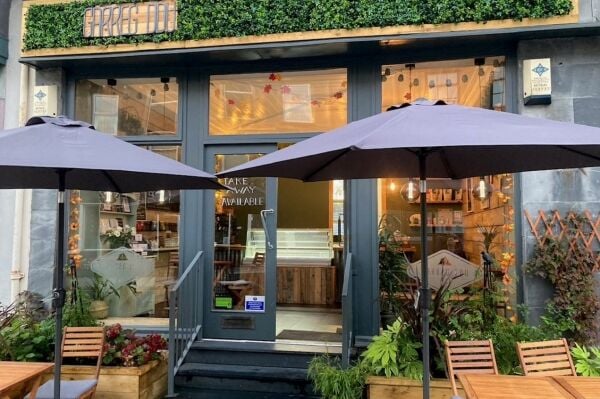Coffee Shop & Meal Prep Business - Porthmadog Photo 1