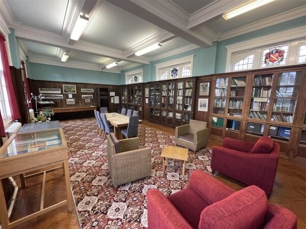 Old Library & Cornish Rooms To Let For Sale in Newton Abbot Old Library & Cornish Rooms To Let For Sale in Newton Abbot