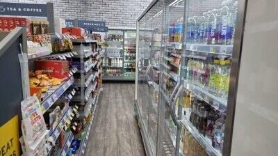 ONE STOP CONVENIENCE STORE BURNLEY TOWN CENTRE Lancashire BB11 1HJ£80,000 onoGREAT OPPORTUNITY Photo 2