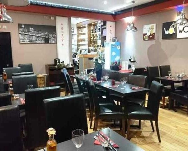 Chinese Noodle Bar, Restaurant & Takeaway With On And Off Liquor Licence for Sale