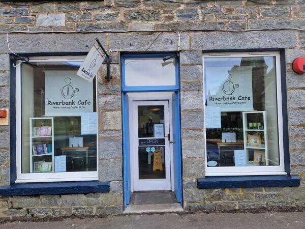 Appealing Cafe and Gift Shop in a stunning setting in Kinloch Rannoch near Pitlochry Photo 1