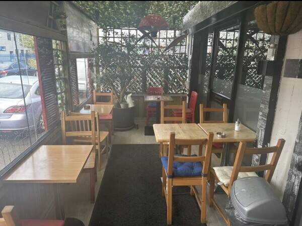 Lebanese Restaurant FOR SALE IN PARK ROYAL Photo 2