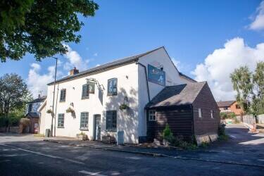 HERTFORDSHIRE - PUB WITH DEVELOPMENT POTENTIAL HERTFORDSHIRE - PUB WITH DEVELOPMENT POTENTIAL