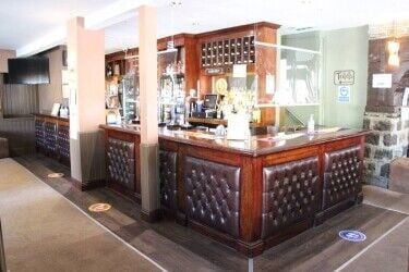 SOUTH WALES - WELL APPOINTED PUBLIC HOUSE WITH SUCCESSFUL WET LED TRADE Photo 1