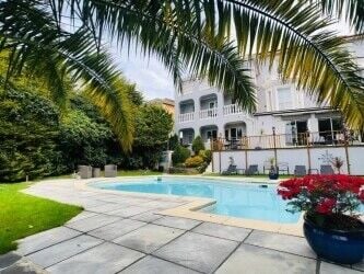Beautiful guest house in Torquay for sale Beautiful guest house in Torquay for sale