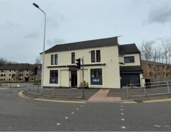 LOCKUP TOWN CENTRE PUBLIC HOUSE