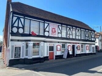 ESSEX - HIGHLY PROFITABLE FREE-OF-TIE PUB Photo 1