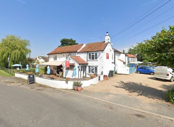 LINCOLNSHIRE - PUB AND RESTAURANT LOCATED CLOSE TO NUMEROUS CAMPSITES AND CARAVAN PARKS Photo 1