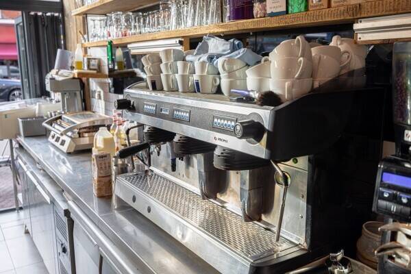 FANTASTIC LICENSED DAYTIME COFFEE SHOP & PIZZA/PASTA TAKE-AWAY + SIT DOWN Photo 1