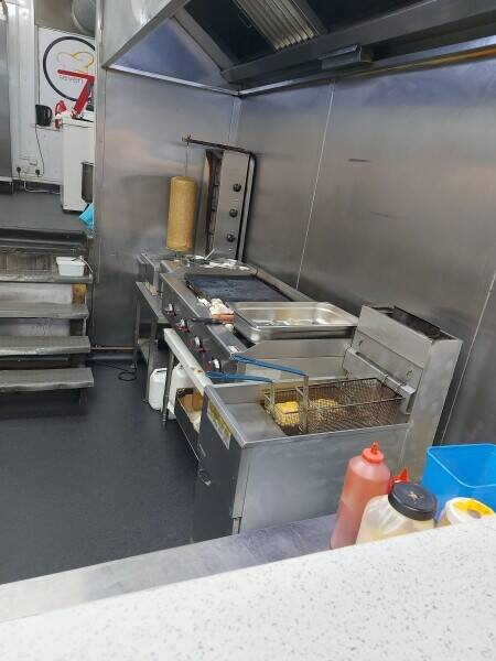 Fastfood business for sale