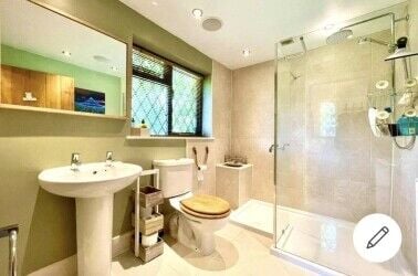 Successful holiday let in Lingfield Surrey