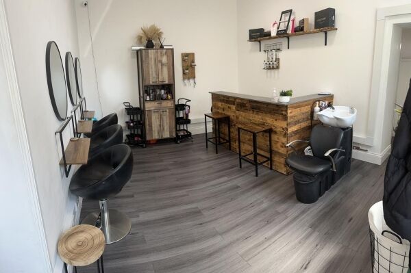 Hair & Beauty Salon - Colne Photo 1