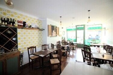 LEASEHOLD LIC. PIZZERIA Photo 1