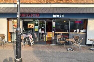 Ice Cream Parlour & Cafe - Dibden Purlieu Photo 1