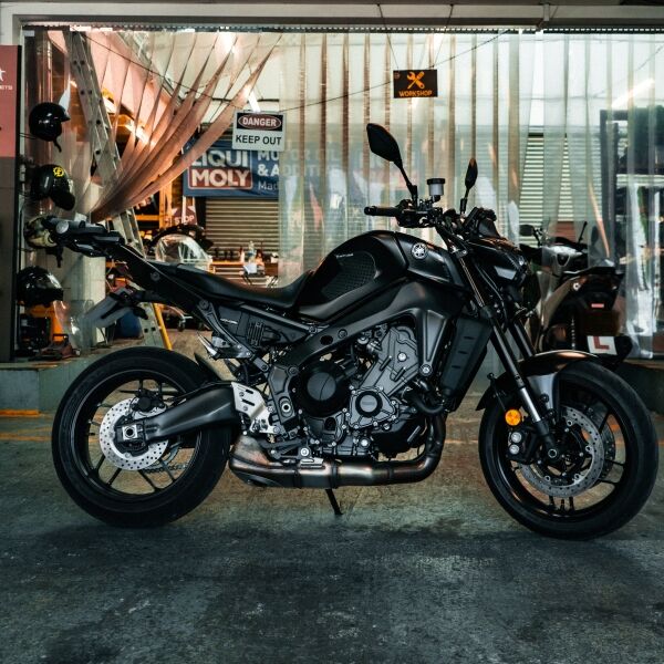 Motorcycle Centre & MOT Garage in London Photo 1