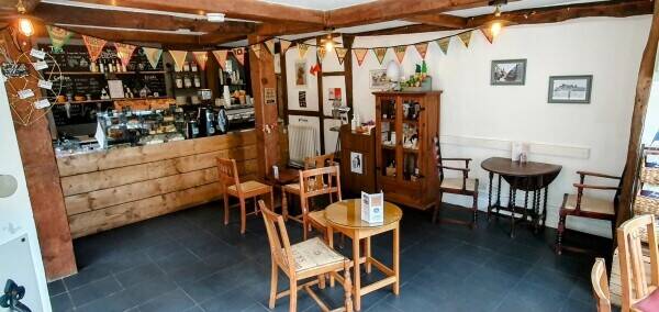 Award winning Coffee Shop In Basingstoke, Hampshire For Sale Photo 1