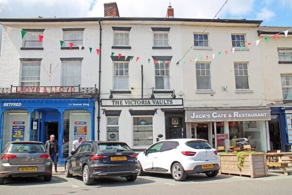 VICTORIA VAULTS, NEWTOWN, POWYS, SY16 2NA
