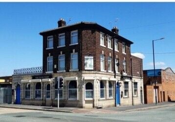 WIRRAL - WET-LED COMMUNITY PUBLIC HOUSE PRICED FOR A QUICK SALE Photo 1