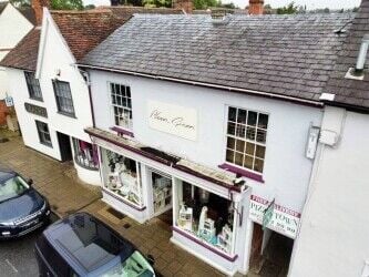 GIFT & CARD SHOP Photo 1