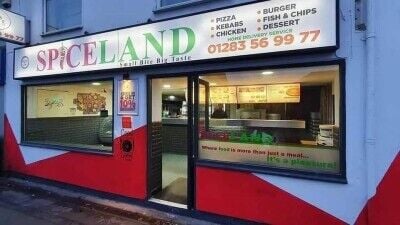 Fastfood business for sale with three bedrooms flat