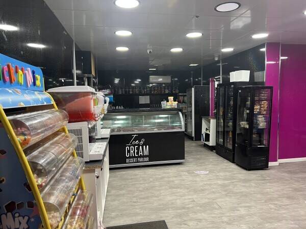 Desserts Shop for sale Ice Cream Parlour Takeaway Photo 1