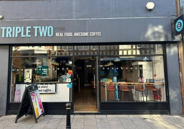 Spacious, Well-Fitted, Popular Coffee Shop with High Footfall in Centre of Kingston-Upon-Thames. Photo 1