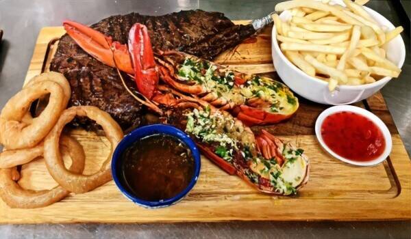 Delightful, Highly Rated Specialist Seafood Restaurant in Grantham Delightful, Highly Rated Specialist Seafood Restaurant in Grantham