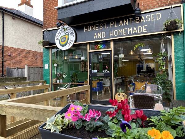 Cosy and Vibrant Café for Sale in Guildford, Surrey